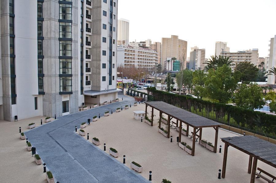 Gemelos 26 Benidorm Rom bilde